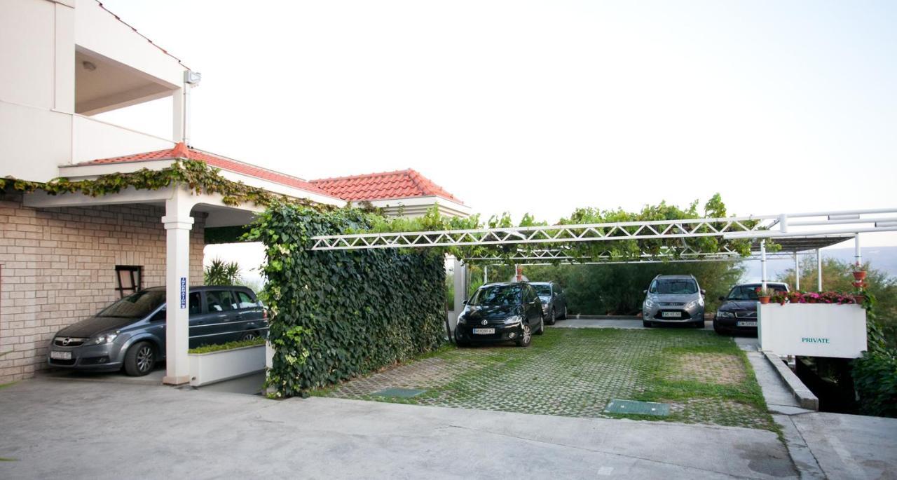 Anastazija Sea View Apartment Omis Bagian luar foto