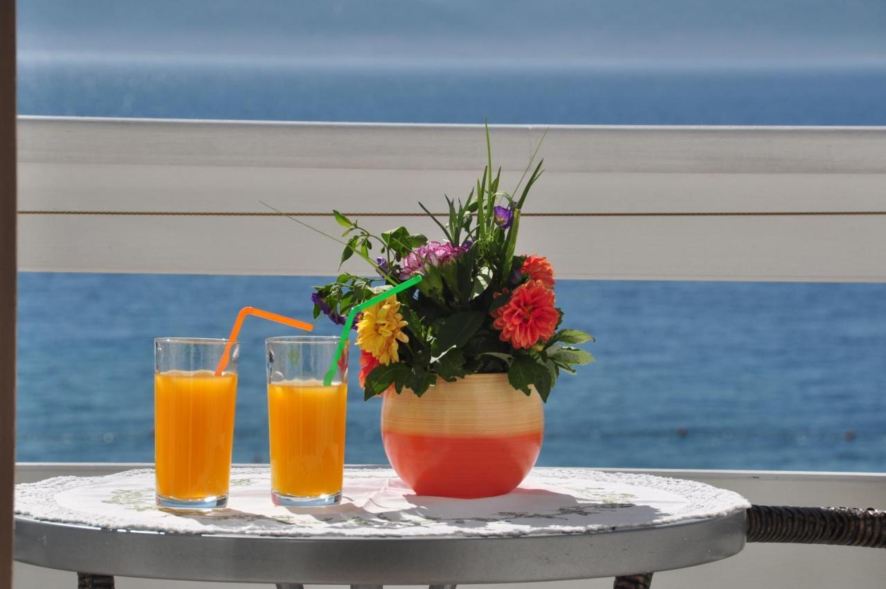 Anastazija Sea View Apartment Omis Bagian luar foto