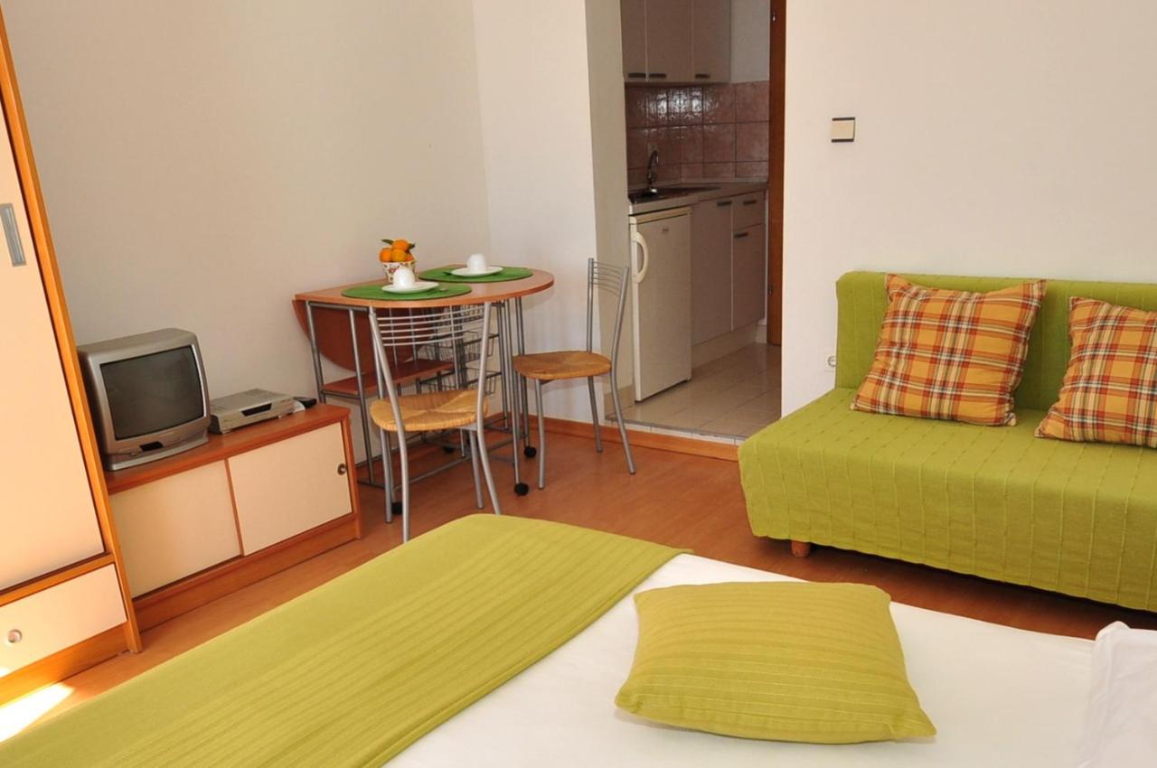 Anastazija Sea View Apartment Omis Bagian luar foto